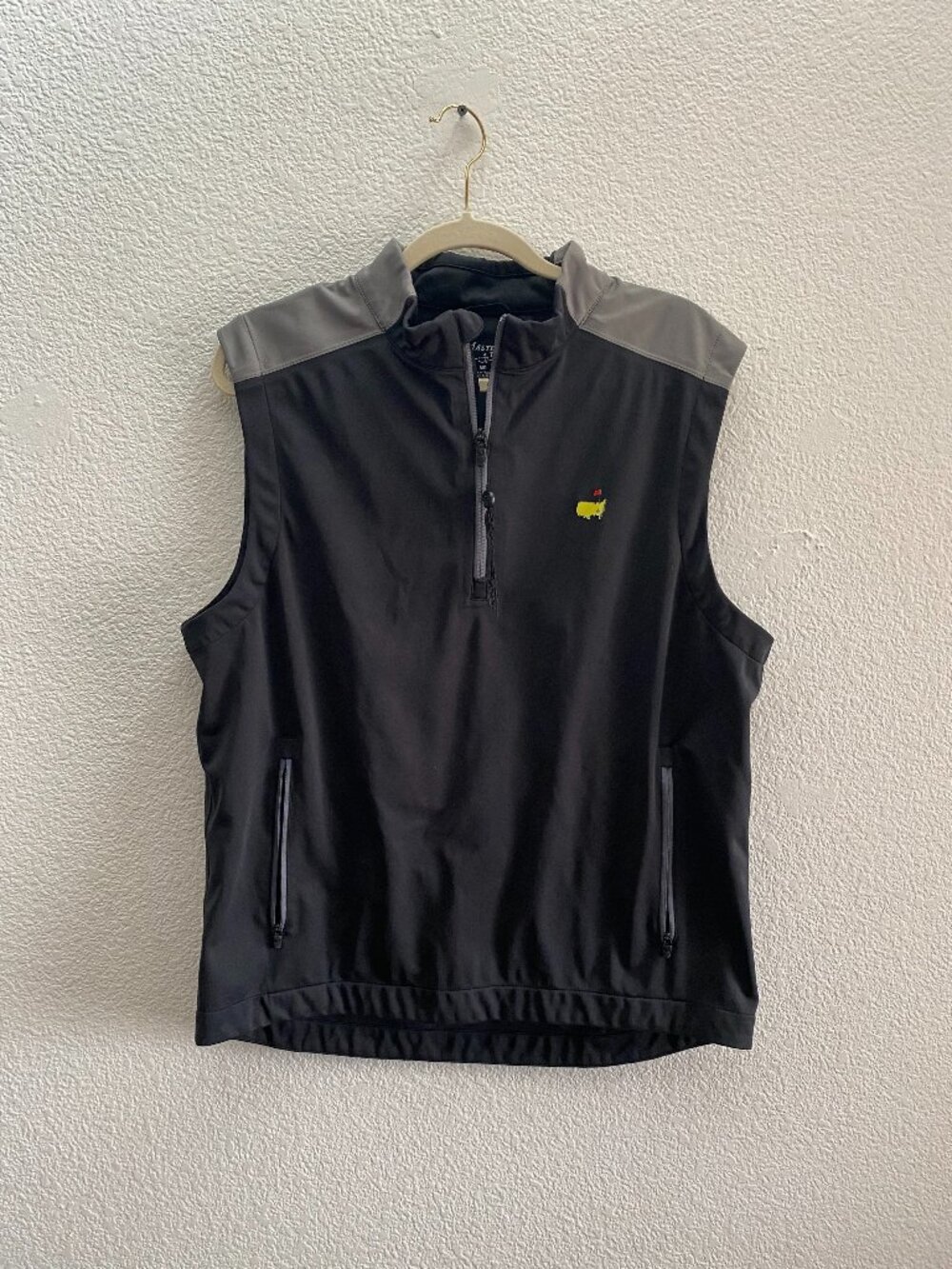 Masters Tech Golf Golfing Vest Jacket 1/4 Zip Pullover Men's Medium Black Gray